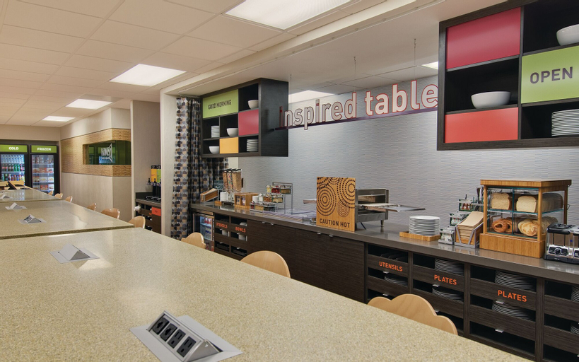 Food & Drinks 5, Home2 Suites by Hilton Alameda Oakland Airport, Alameda