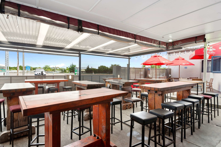 Food & Drinks 5, Comfort Inn Westshore Beach, Napier