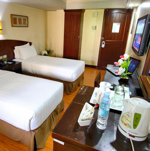 Bedroom 24