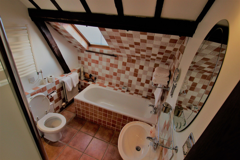Bathroom 4, Drapers Hotel, Essex