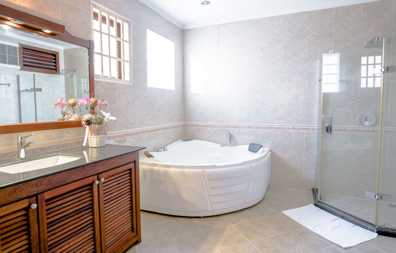 Bathroom 4, Hampton Hotel & Apartment, Phnom Penh
