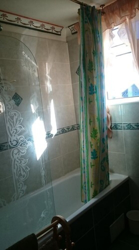 Bathroom 4, Shiralee Bed & Breakfast, Wiltshire