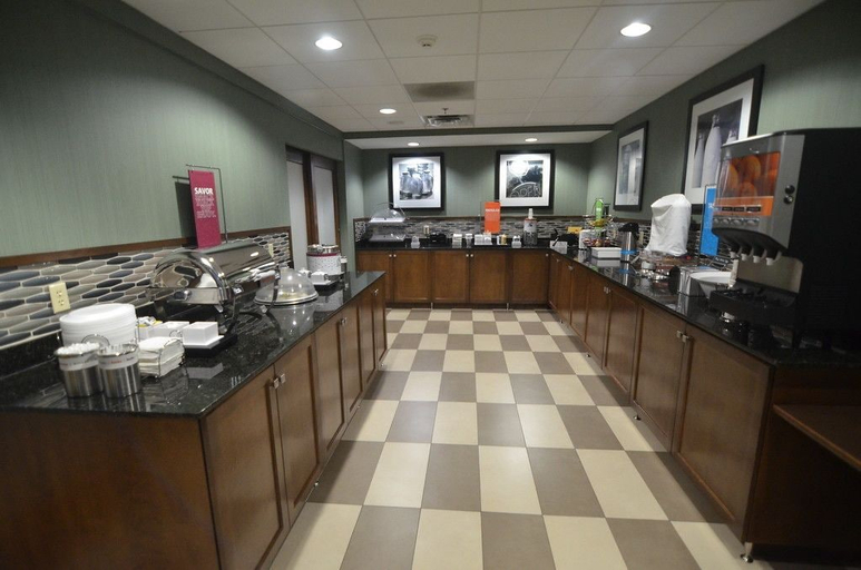 Food & Drinks 5, Hampton Inn Ft Payne, De Kalb