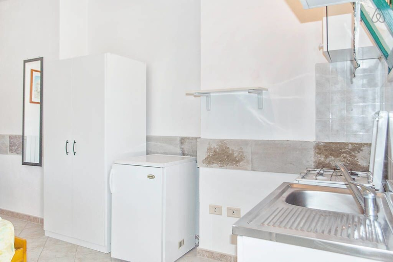 Others 5, Residence Atenaion, Lecce