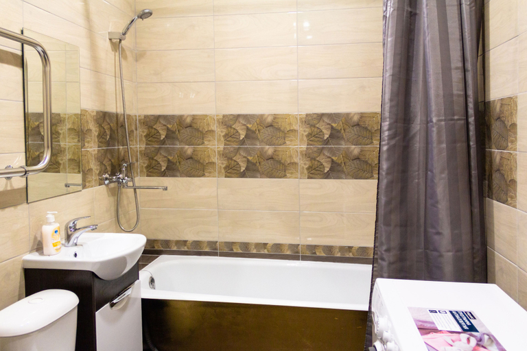 Bathroom, Apartment ALLiS-HALL on Belinskogo 30, Ekaterinburg gorsovet