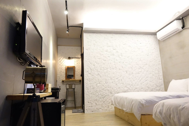 Bedroom 2, Grouppie Apartment, Pingtung