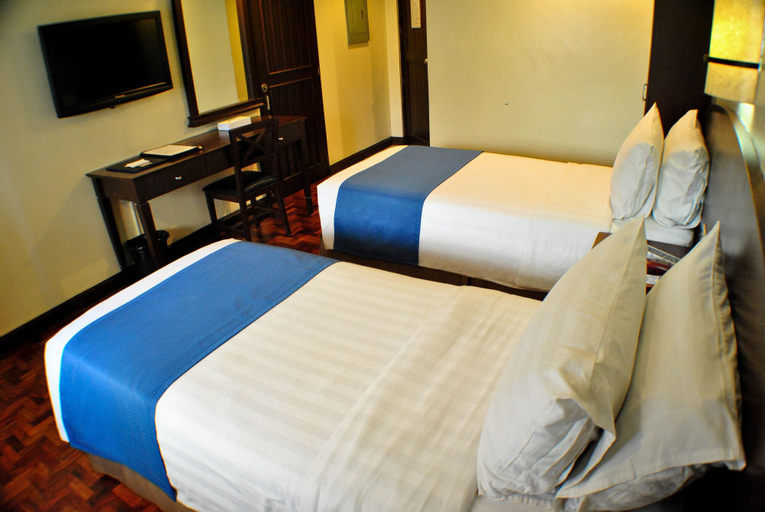 Bedroom 26