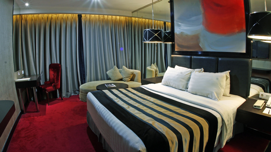 Bedroom 23