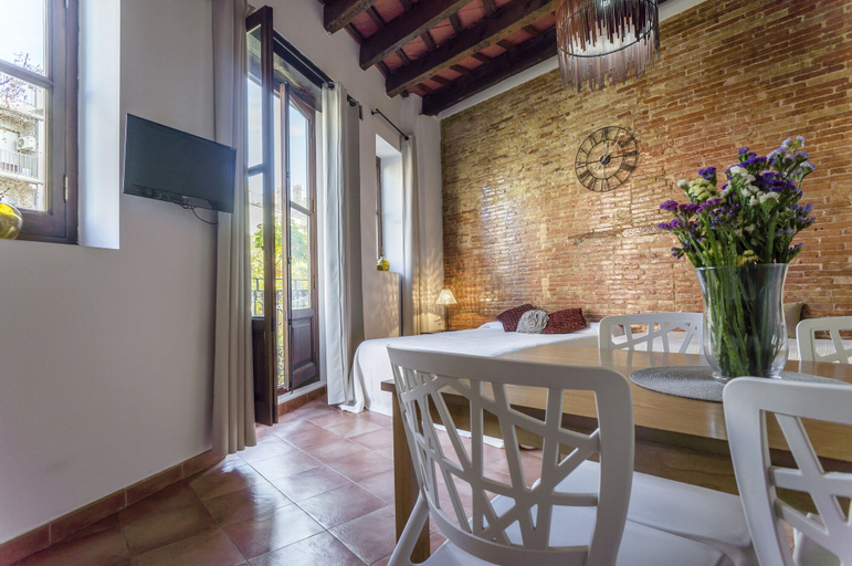Others 4, Royal Apartments by Hoom, Valencia