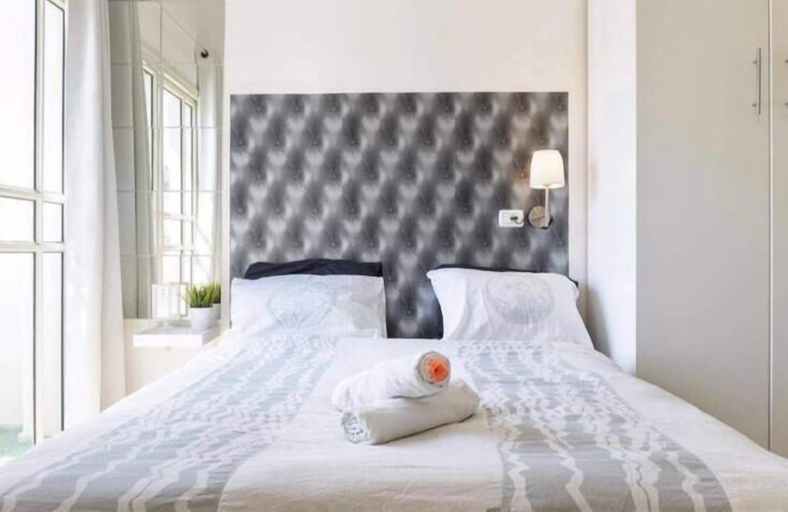 Bedroom 3, Luxury studio with balcony and parking