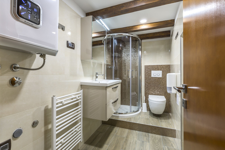 Bathroom 3, Reval Luxury Stone House Apartments, Split