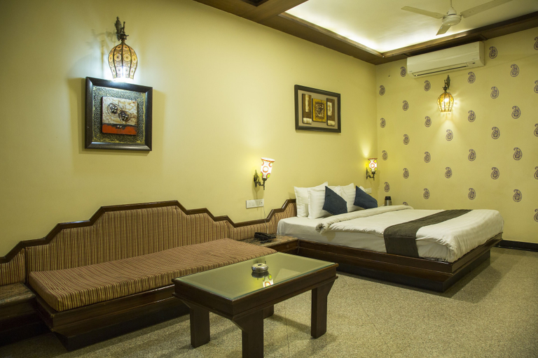 Bedroom 3, Hotel Mount Regency, Sirohi