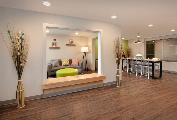 Others 5, WoodSpring Suites Quantico, Stafford
