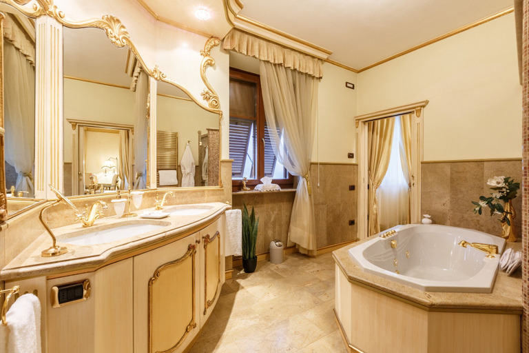 Bathroom 5, Relais Villa Quercia, Trento