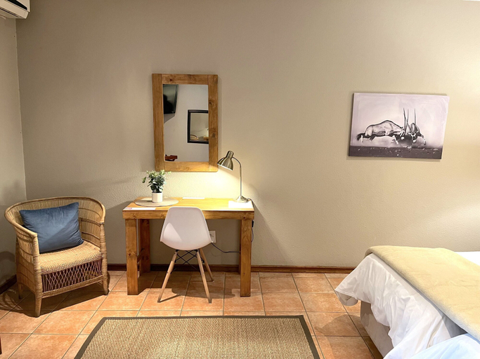 Bedroom 3, Safari Club SA, Ekurhuleni