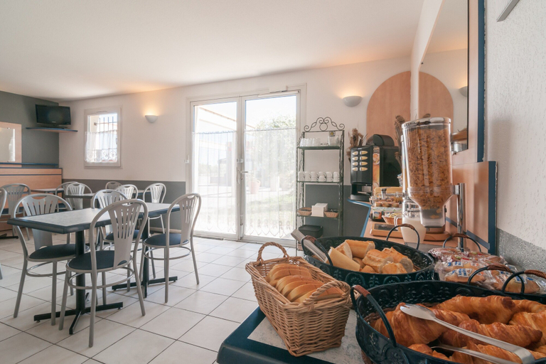 Food & Drinks 5, Brit Hotel Clermont L'Herault, Hérault