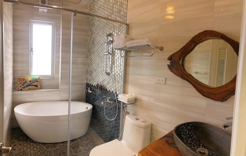 Bathroom 3, Inn Siang B&B, Pingtung