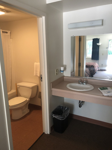Bathroom 4, Gravity Inn Motel, Wayne