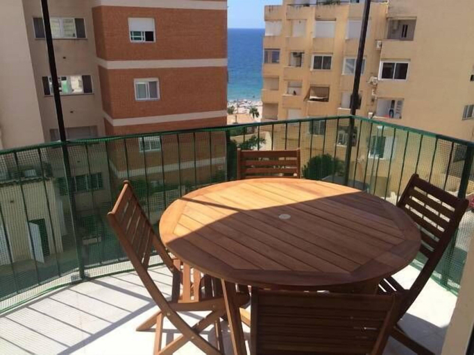 Others 4, Palasiet, Alicante