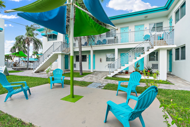Exterior & Views 2, Hollywood Beachside Boutique Suites, Broward