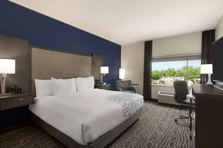Bedroom 3, La Quinta Inn & Suites by Wyndham Rock Hill, York