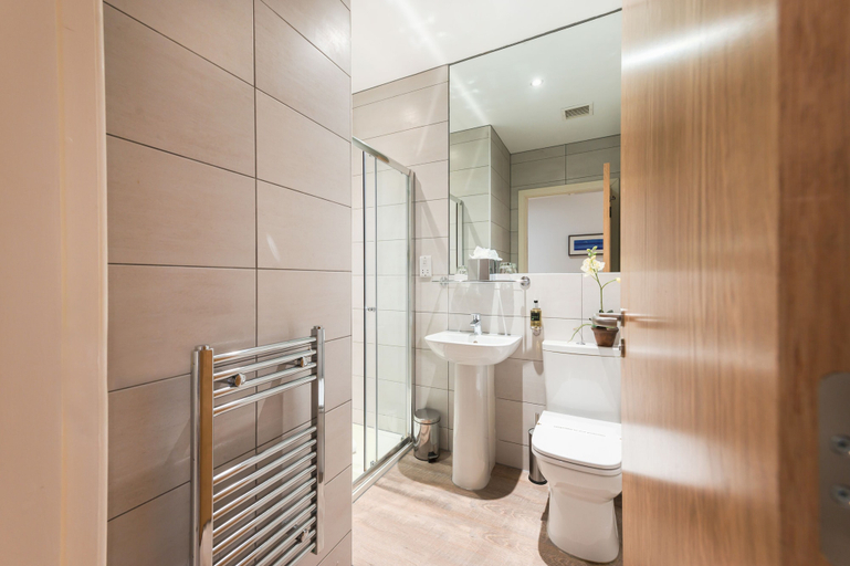 Bathroom 4, Braid Apartments by Mansley, Edinburgh