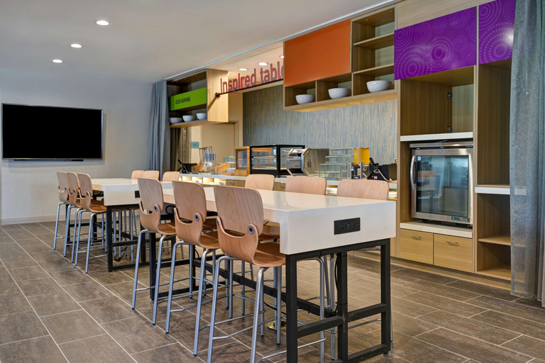 Food & Drinks 4, Home2 Suites Corpus Christi Southeast, Nueces