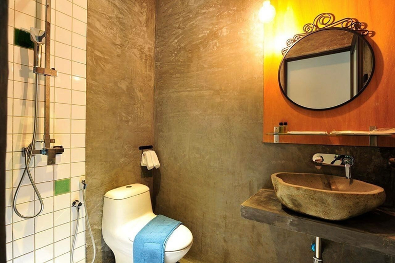 Bathroom 4, Finess Basic Hotel, Malacca City