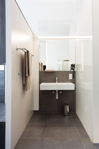 Bathroom 3, eee hotel TRAUN, Linz Land