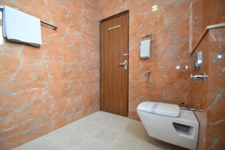 Bathroom, Gulabi Bagh Resort (A unit of Sarvmangla Garden), Jaipur
