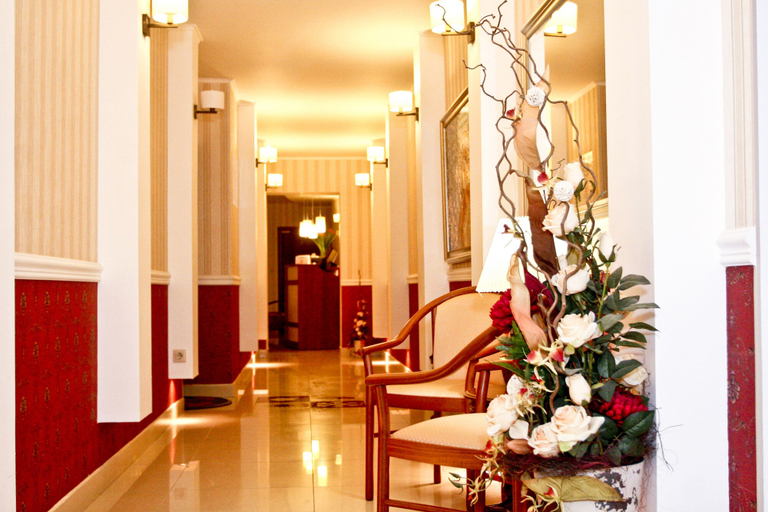 Others 4, Chetyre sezona, Ekaterinburg gorsovet