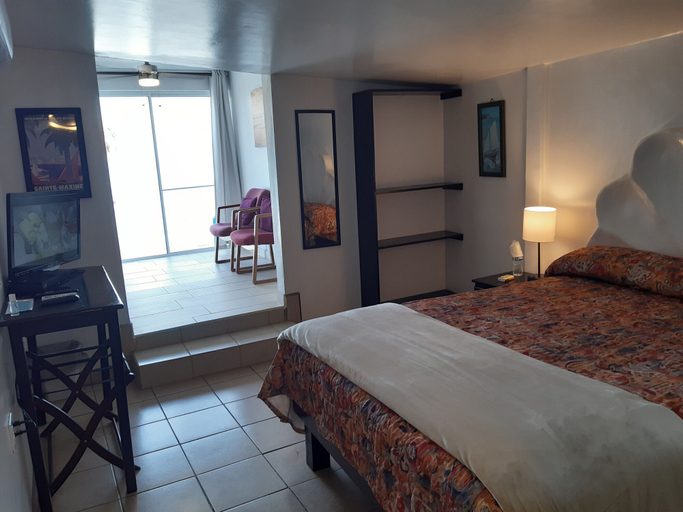 Bedroom 4, Seaside Hotel & Victor's RV Park, Mexicali