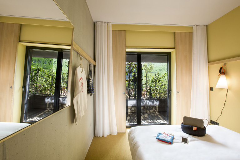 Bedroom 3, MOB Hotel Lyon Confluence, Rhône