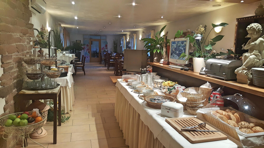 Food & Drinks 5, Landgasthaus Hotel Bonn, Kassel