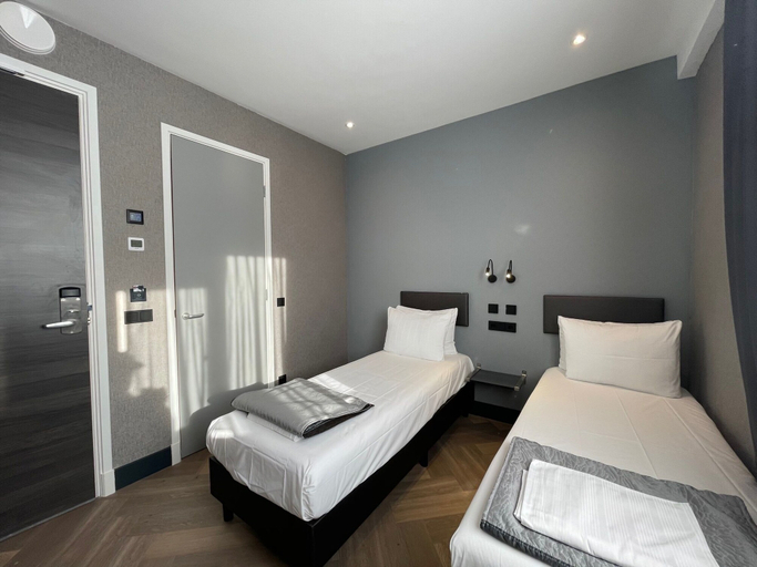 Bedroom 2, H3 Hotel Rotterdam City Center, Rotterdam