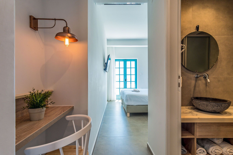 Bathroom 2, Livikon by the Sea, Crete
