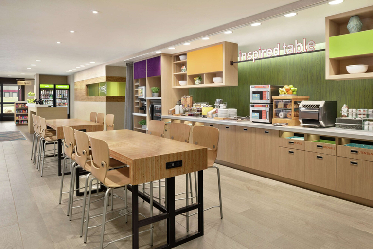 Food & Drinks 5, Home2 Suites by Hilton Bismarck, Burleigh
