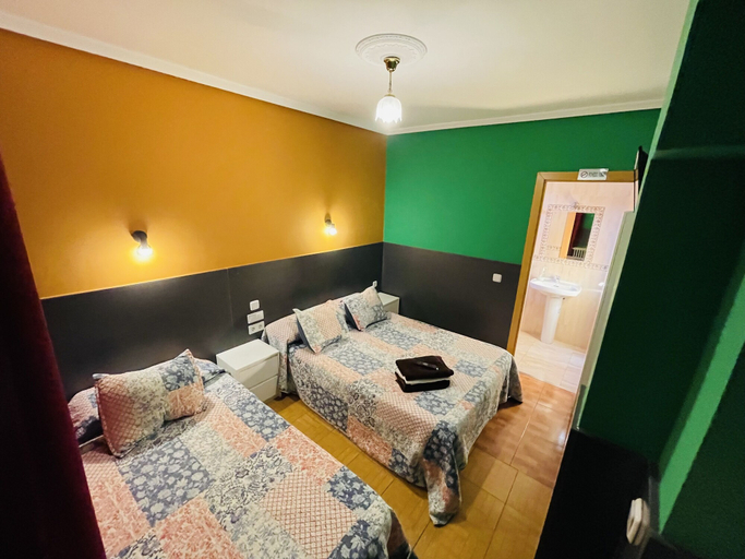 Others 3, Hostal Numancia, Madrid