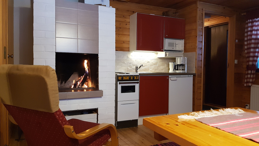 Others 4, Seita Cabins, Lapland