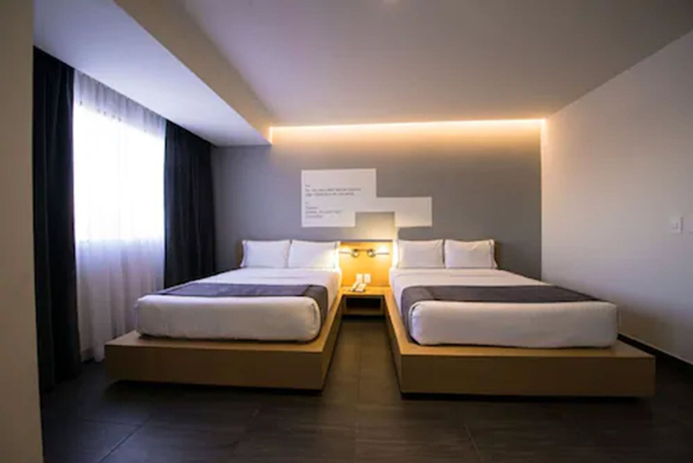 Bedroom 3, Perla Central Hotel, Guadalajara
