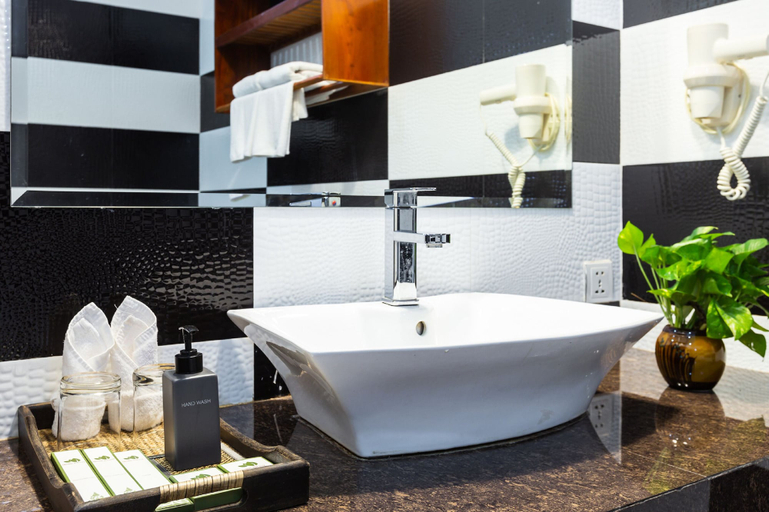 Bathroom 3, SLA Resort and Spa, Siem Reap