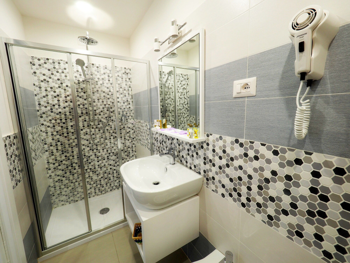 Bathroom 5, Residenza La Torre, Vibo Valentia