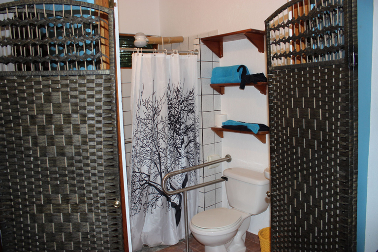 Bathroom 4, Villas de Oros, Osa
