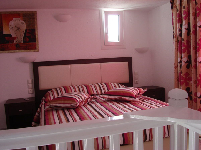 Bedroom 3, Elena Studios and Suites, South Aegean