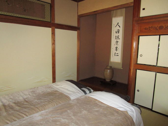 Bedroom 3, Mokkoan, Kita