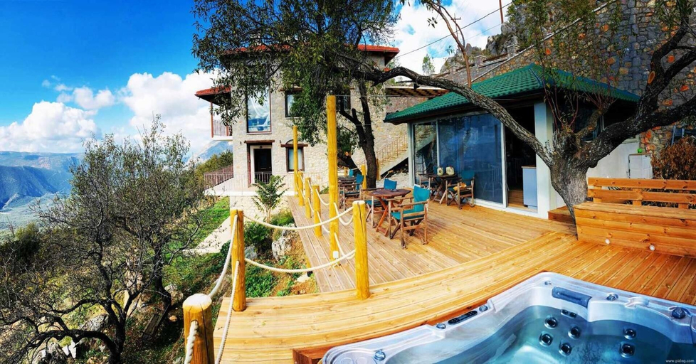 Exterior & Views 2, Almond House Suites Arachova - Adults Only, Central Greece