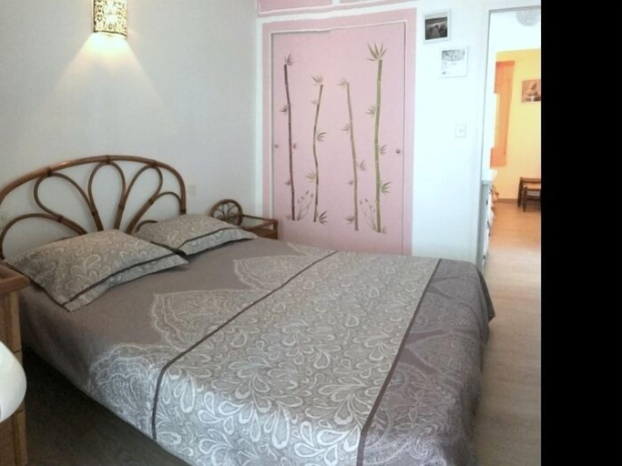 Bedroom 2, Apartamento Ángeles 58 Bjs 3, Girona