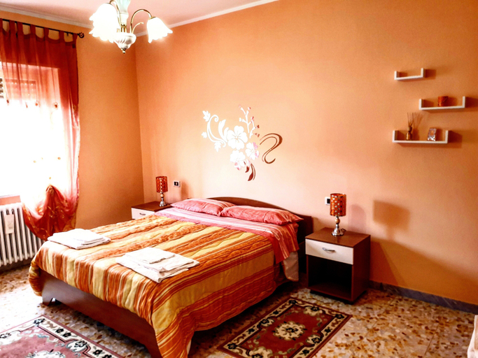 Bedroom 2, Central Isernia, Isernia