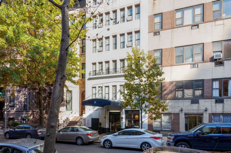 La Quinta Inn & Suites by Wyndham New York City Central Park, New York