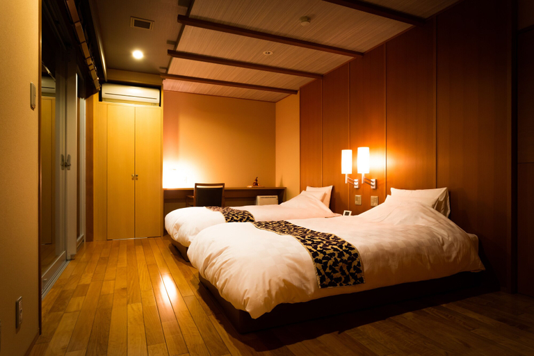 Bedroom 4, Migiwaya, Yaizu